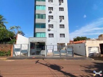 Apartamento - Ituiutaba / MG - Centro Rua Vinte e Dois, 1256