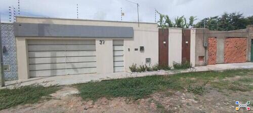 Casa em Professora Maria Geli De Sa Barreto, Juazeiro Do Norte, CE