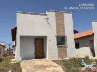 Casa - 48,63m² - Terreno - 187,42m² - Altos/PI
