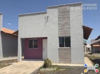 Casa - 54,4m² - Terreno - 182,06m² - Altos/PI