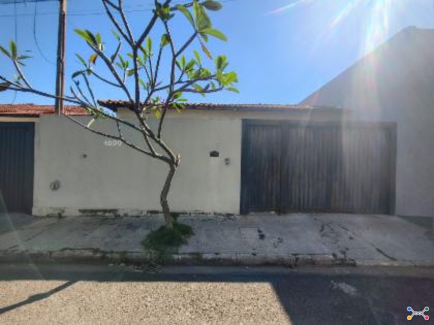 Casa à venda em leilão