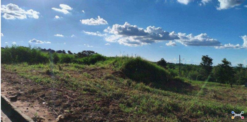 Lote urbano; área de 240 m131