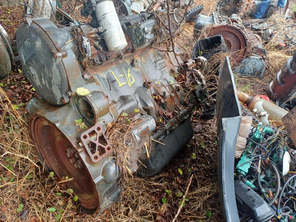 1 Motor a Combustível sem cabeçote