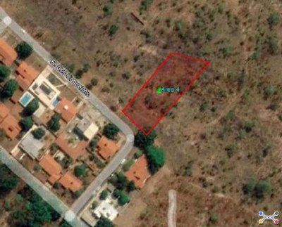 Terreno Urbano 2.232m² | Bairro CEMIG/Três Marias | Desocupado na Rua dos Coqueiros: Escala Rara, Próximo à Represa e Rio São Francisco!