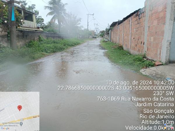 Imóvel em local estratégico — Casa no Jardim Catarina, Sao Goncalo - RJ, Apto 201, 2 quartos, 360m²