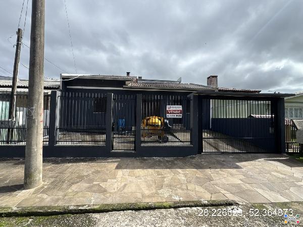 Imóvel com excelente localização — Casa no Sao Jose, Passo Fundo - RS, Nº 64, 4 quartos, 240m²