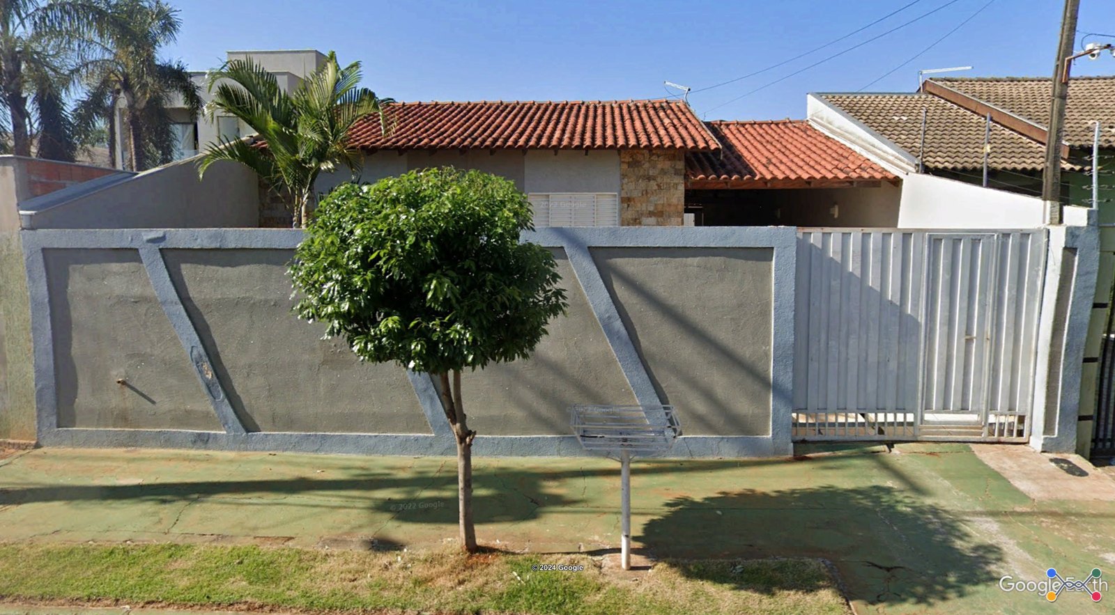 LOTE 2.1 - Direitos - Imóvel c/ 263,77m² no Res. Santa Rita 5 em Londrina/PR