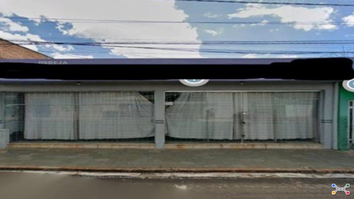 Imóvel comercial edificado sobre o lote 8 da quadra g, localizado na avenida antônio rodrigues da cunha castro, nº 345, vila araxá, uberaba/mg. atualmente funciona uma igreja.