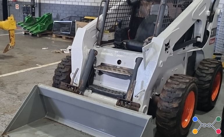mini carregadeira bobcat s300 ano 2009 4727067