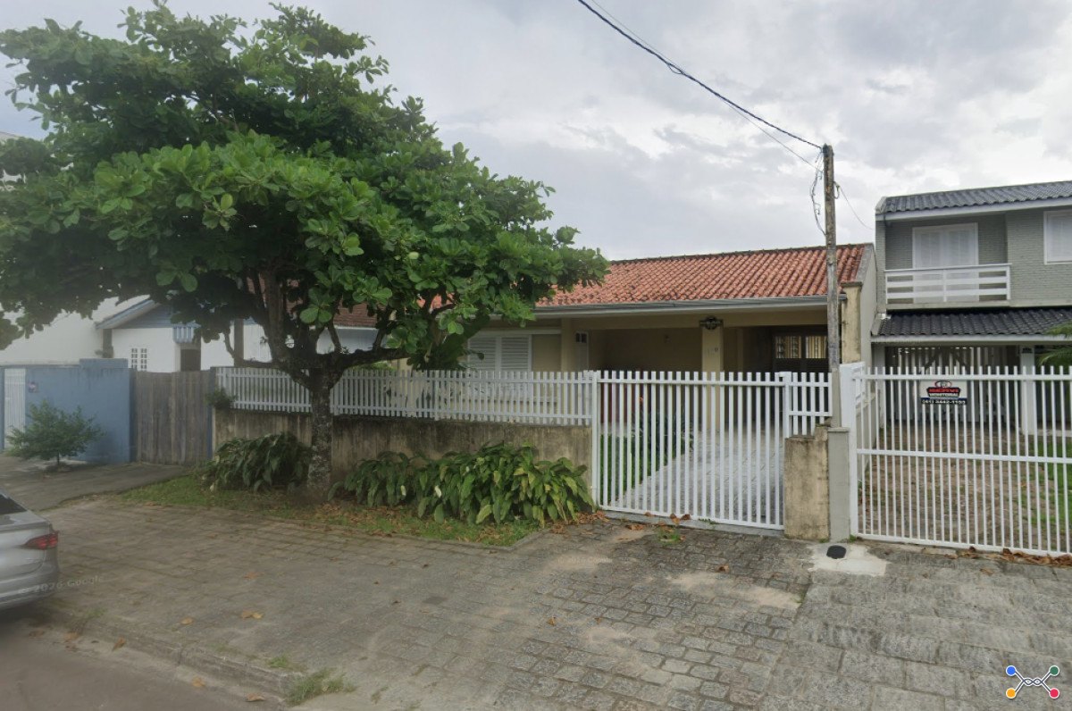 Casa - av. ponta grossa, n. 1110 - centro - guaratuba/pr