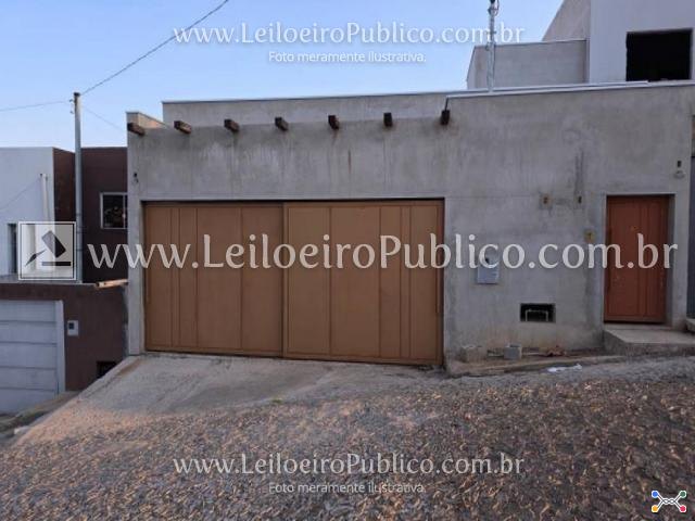 Casa em Pitangui/MG