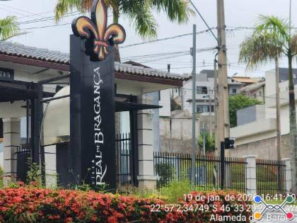 Lote à venda na Alameda Dos Castelos - Bragança Paulista/SP Código: 02.26899