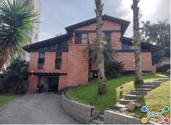 Casa à venda na Rua Gustavo Hoepfner - Joinville/SC Código: 02.26232