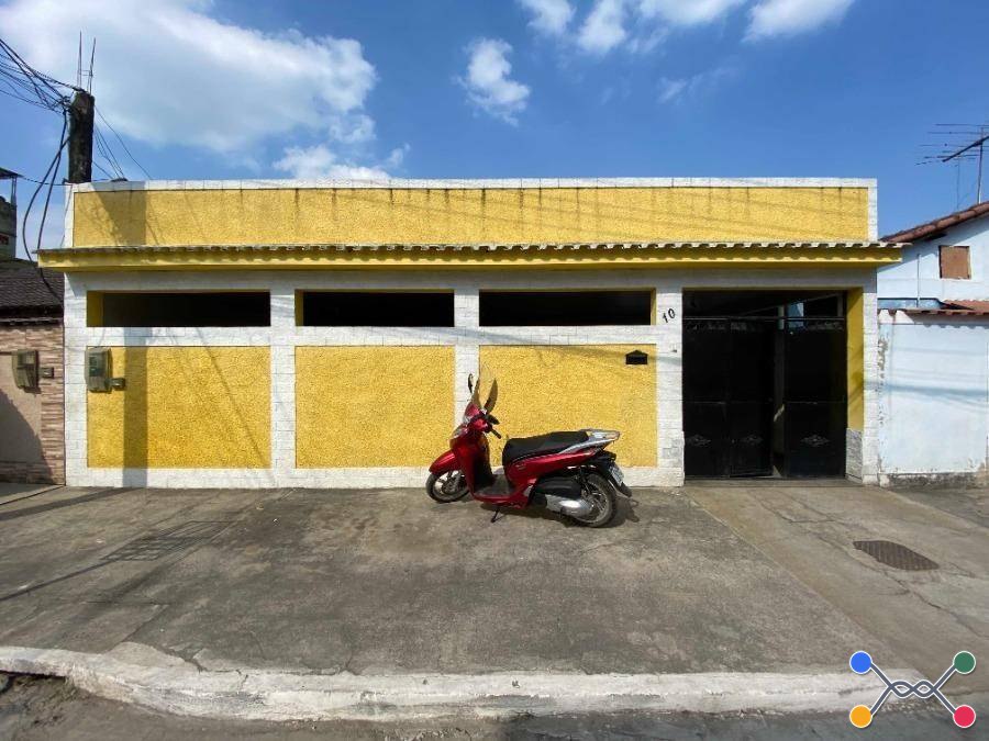 Casa à venda na Rua Doutor Augusto Pinto de Mendonça - Nova Iguaçu/RJ Código: 02.24785
