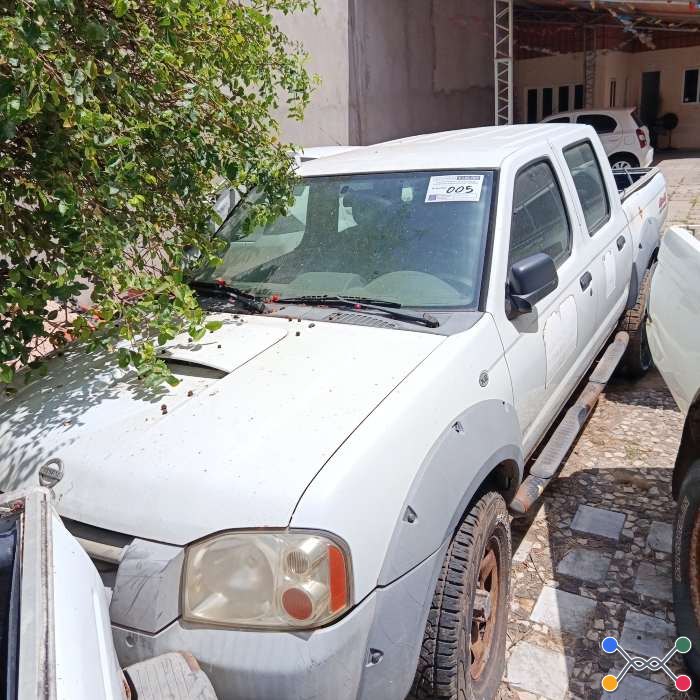 NISSAN FRONTIER 4X4 XE(NACIONAL) 2005
