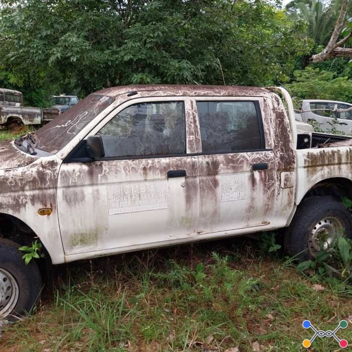 L200 MITSUBISHI