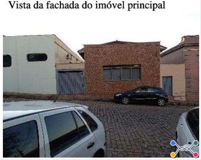 IMÓVEL RESIDENCIAL  LOCALIZADO NA PRAÇA NOVE DE JULHO, Nº 86 - BEBEDOURO/SP