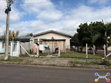 Casa à venda na Rua Tiradentes - Venâncio Aires/RS Código: 02.27529