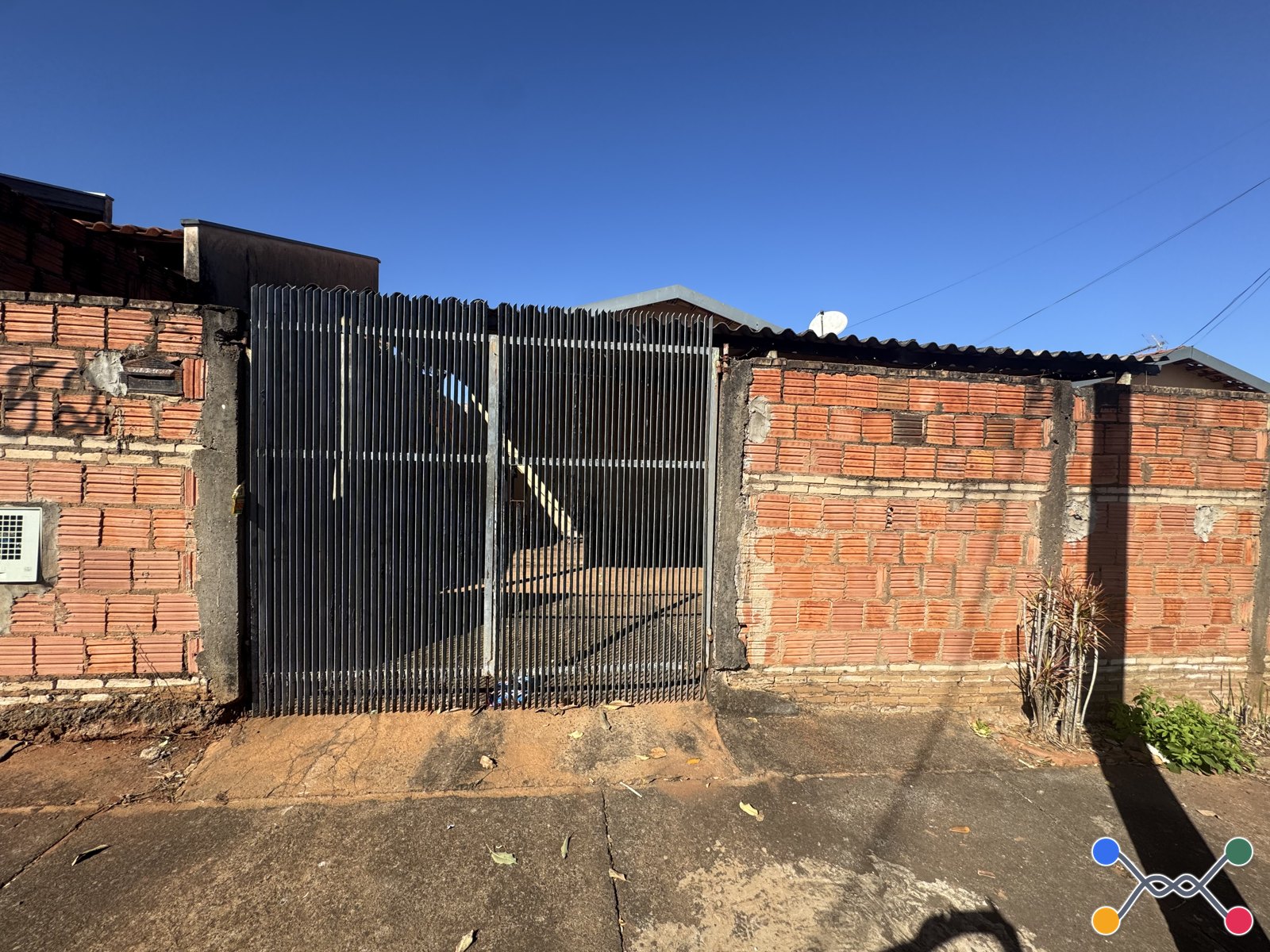 Casa, Residencial, 2 dormitório(s), 3 vaga(s) de garagem