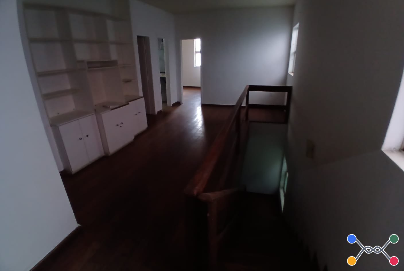 Casa, Comercial, 5 dormitório(s), 7 vaga(s) de garagem