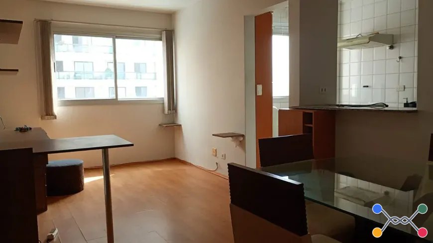 Apartamento Condomínio, Residencial, 1 dormitório(s), 1 vaga(s) de garagem