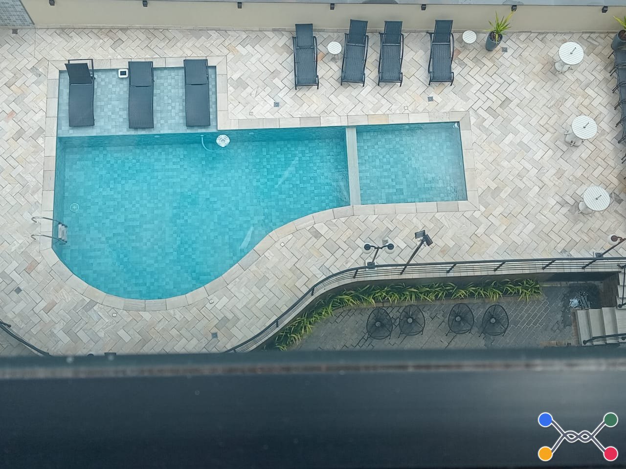 Apartamento Condomínio, Residencial, 3 dormitório(s), 2 vaga(s) de garagem