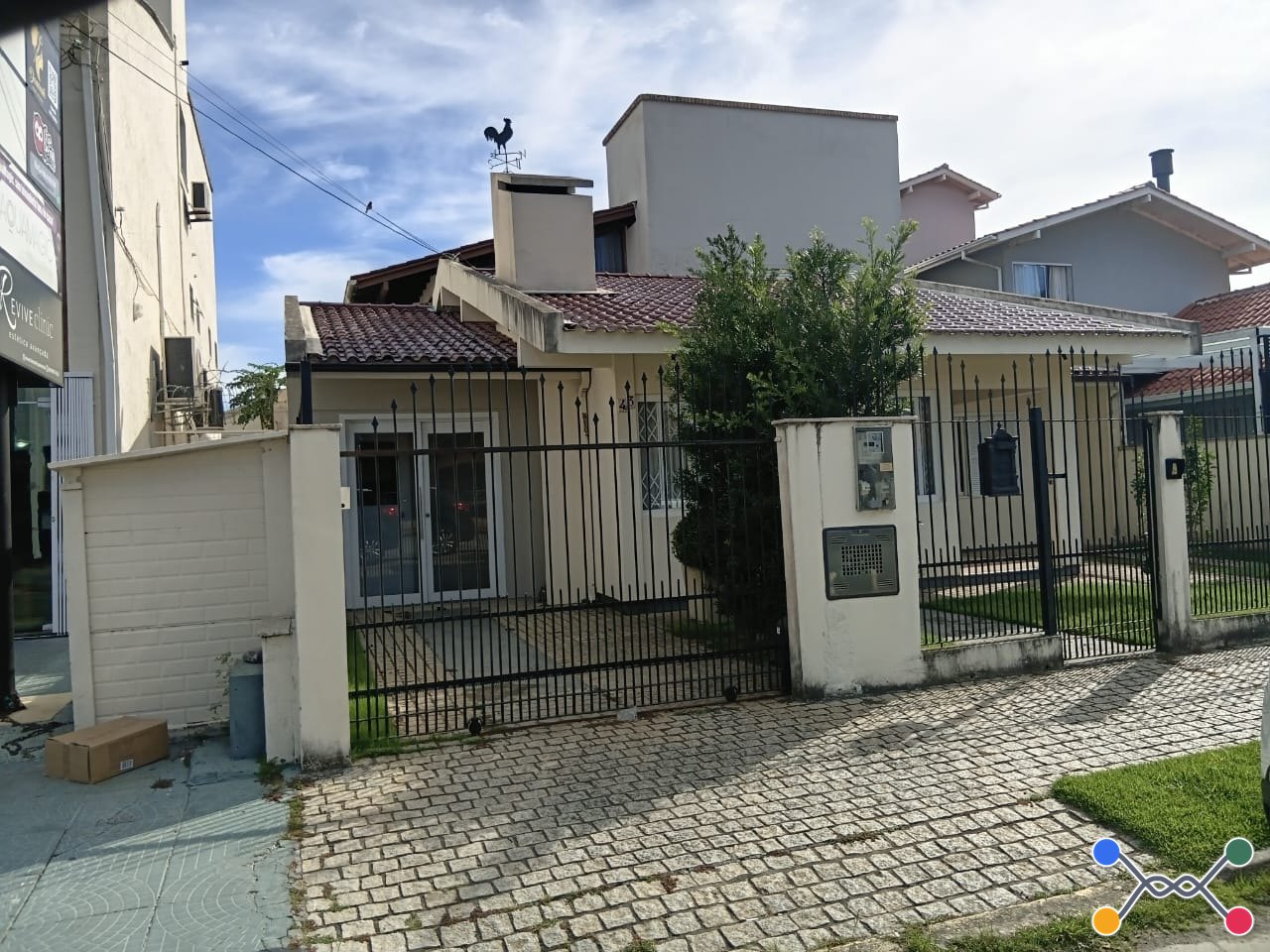 Casa, Residencial, 3 vaga(s) de garagem