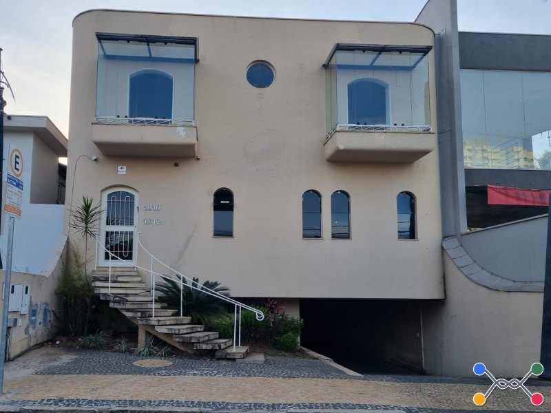 Casa, Misto, Centro, 5 dormitório(s), 6 vaga(s) de garagem