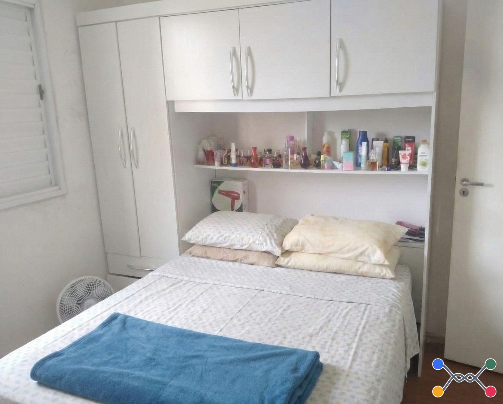 Apartamento Condomínio, Residencial, 3 dormitório(s), 1 vaga(s) de garagem