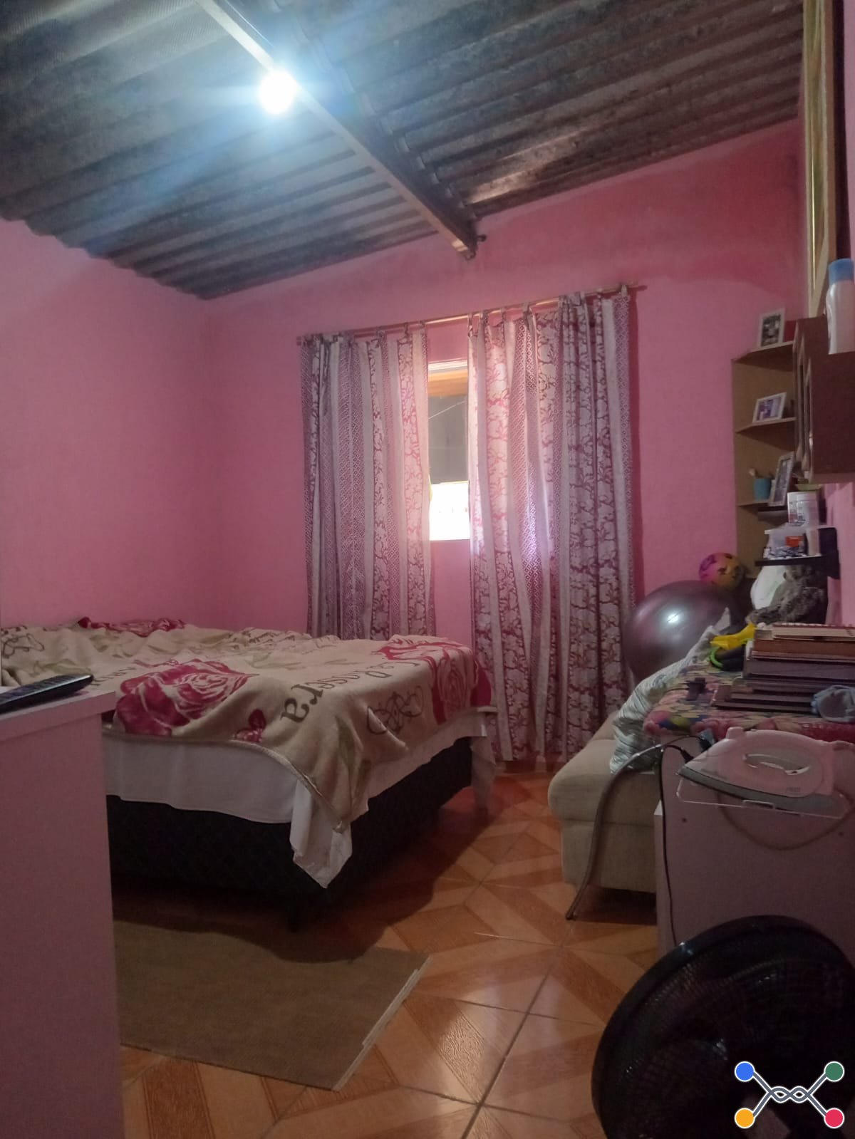 Casa, Residencial, 2 dormitório(s), 1 vaga(s) de garagem