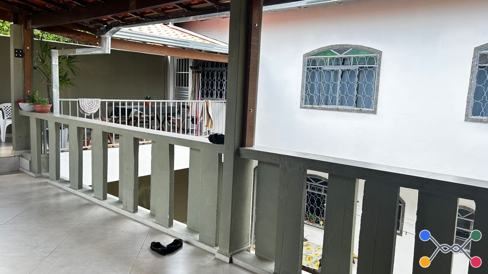 Casa, Residencial, 4 dormitório(s), 3 vaga(s) de garagem