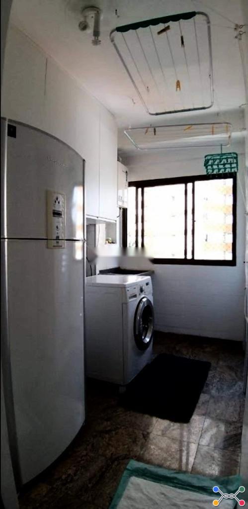 Apartamento Condomínio, Residencial, 3 vaga(s) de garagem