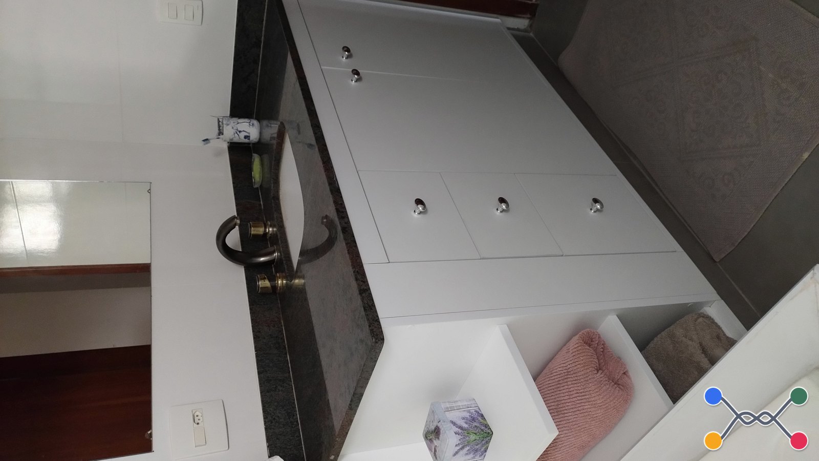 Apartamento Condomínio, Residencial, 2 vaga(s) de garagem