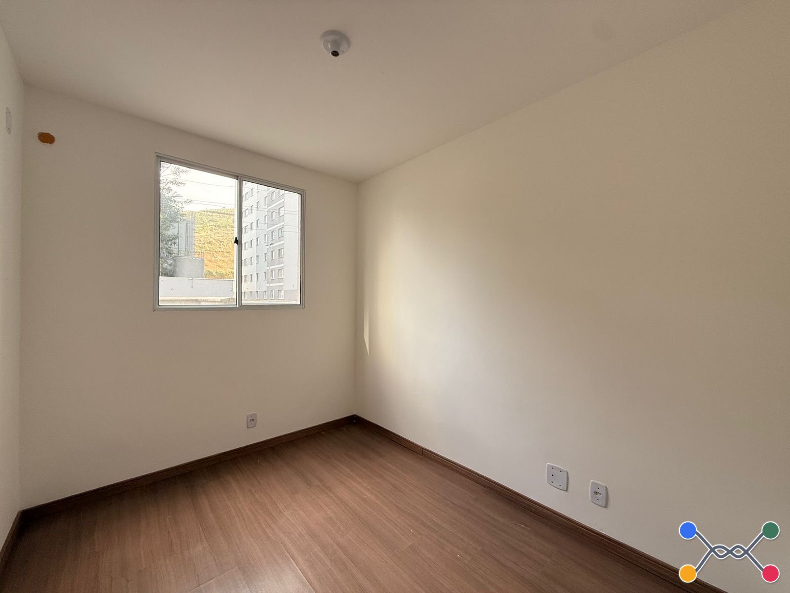 Apartamento Condomínio, Residencial, 2 dormitório(s), 1 vaga(s) de garagem