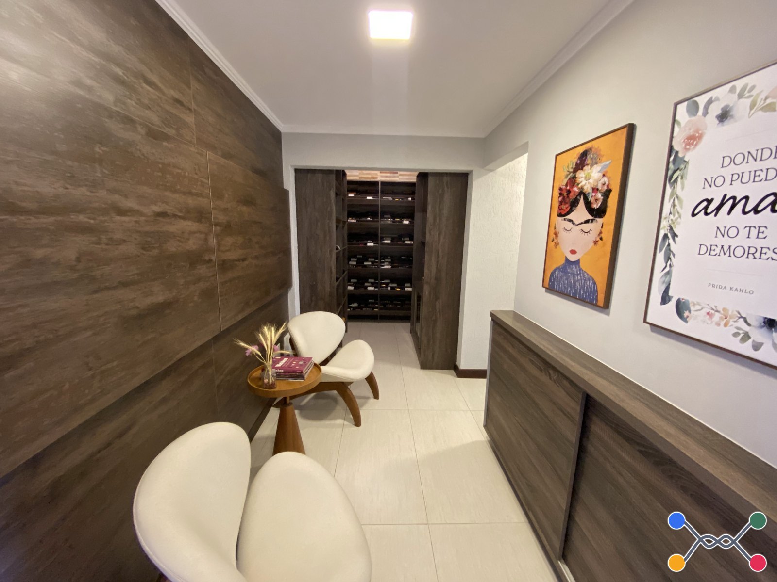 Casa Condomínio, Residencial, 7 dormitório(s), 8 vaga(s) de garagem