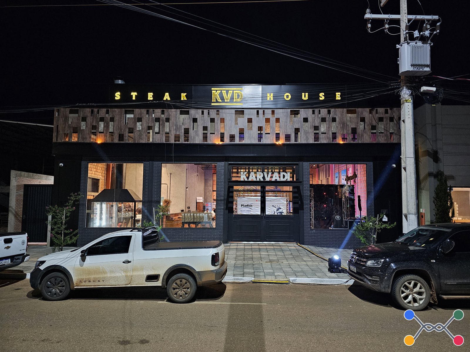 Loja/Salão Comercial, Comercial, 100 vaga(s) de garagem